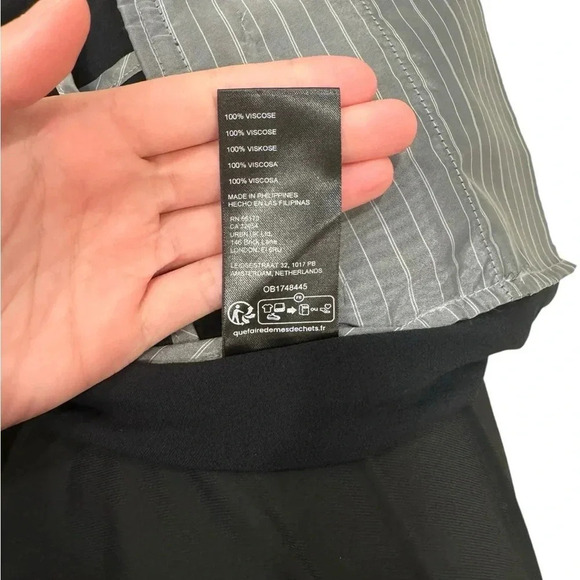 Anthropologie Size 12 Silky Blazer Romper in Black - Picture 12 of 16